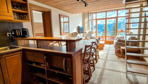 Appartement Premium à Flaine, altitude 1740 m, 8 à 10 personnes, au pied des pistes, piscine, jacuzzi, sauna, hammam et salle de sport - Foto 2, stove, toaster