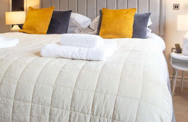 Kensington High Street One Bed with Air Con - Foto 10