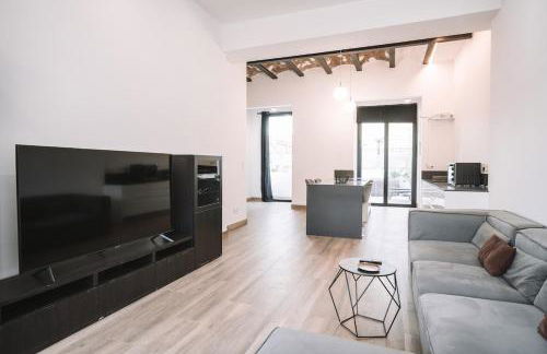 Duplex Oasis with Terrace, Pool and BBQ & Parking - Foto 1