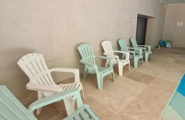 Gîte Le Puy Martineau piscine privée intérieure chauffée terrain arboré à 10 min du Puy du Fo - Foto 27