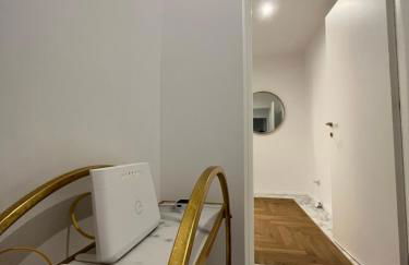 Savoia House, modern apartment near Villa Borghese - Photo 8