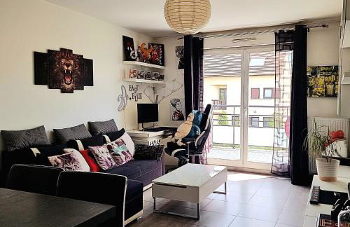 T2 Paris Disneyland Balcon Parking - Foto 1