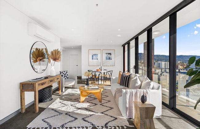 Wollongong CBD Ocean View Apartment - Photo 7