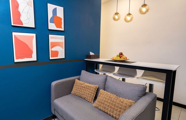 Neu Suites 3rdNvenue by Perfect Host - Photo 71