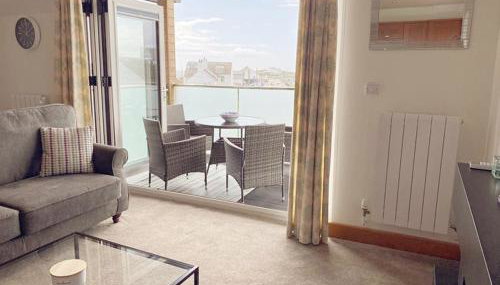 1 Y Bae - Top Floor Apartment - Foto 5