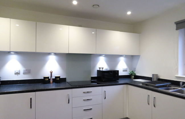 Tudors eSuites Private Garden & Garage - Photo 7