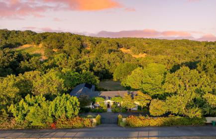 Glen Ellen Escape by AvantStay 5BR Retreat w Pool Hot Tub Hammocks Vineyard Views - Foto 59