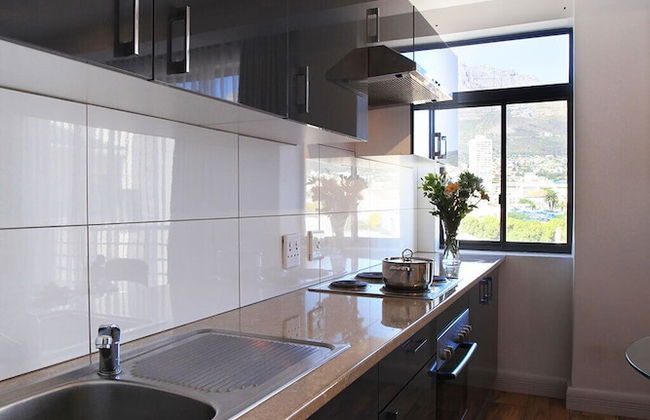 Urban Oasis at The Square - Photo 31