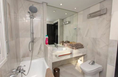 Villa Venecia, Apartamento de Lujo en 1º línea de playa + parking - Photo 41