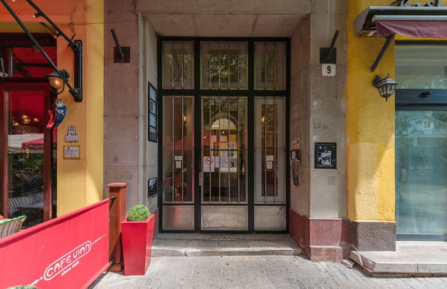 Music Academy Suite Café Vian Apartman Kft - Photo 23