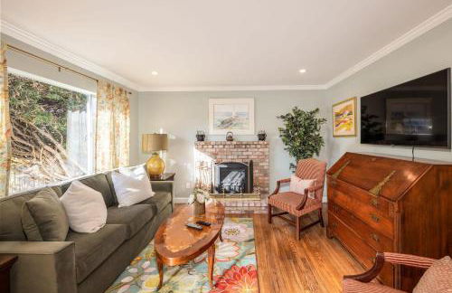 Charming Garden Cottage- steps to historic Old Town Half Moon Bay - Foto 5