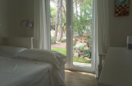 Diseño y luz entre los pinos - Foto 31