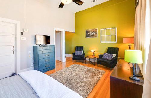 Historic Decatur Apt with City Square Views - Foto 17