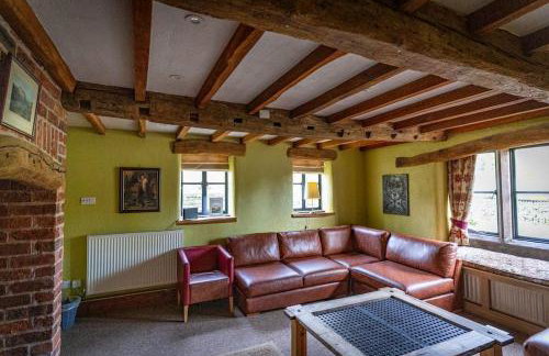 School House, cosy cottage for 12 with hot tub in the Peak District - Photo 26