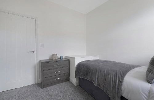 Chic Retreat Coastal Town Sleeps 4 - Foto 18