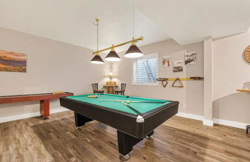 Teton Harmony by KABINO Hot Tub Pool Table Fire Pit Mtn Views 2 Levels 2 Living Rooms WiFi Grill - Foto 9