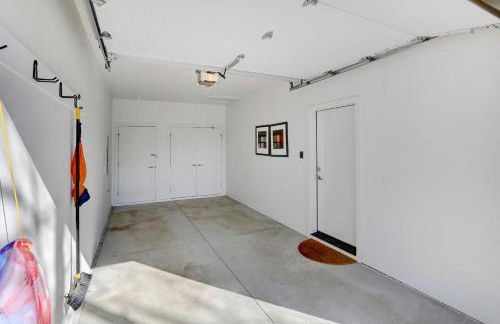 Fireplace and Deck Modern Cabin in Grand Lake! - Foto 23