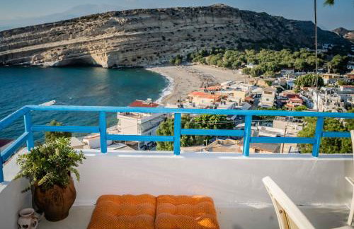 Castri House - Photo 2