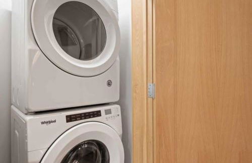 Riverfront Lodge 102 by East West Hospitality - Foto 15