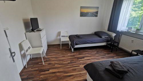 Cozy & Spacious Apartment with Balcony - Foto 3