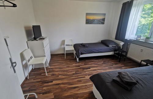 Cozy & Spacious Apartment with Balcony - Foto 3