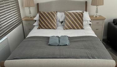 Modern Studio Flat in Bramhall - Photo 4