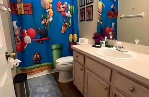 HOUSE 4 Bdr Eco ThematicSaltwater PoolGame Room - Photo 31