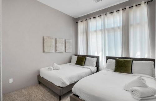 The Desert Gem Pool Spa Gated Home - Photo 41