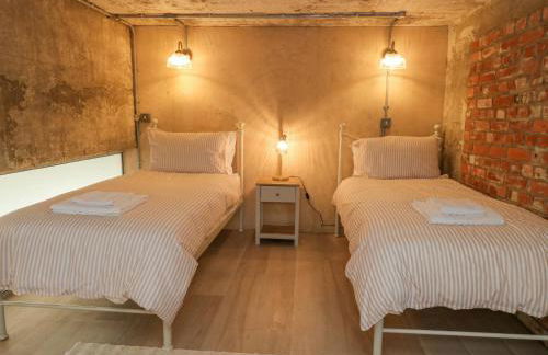 Standby Generator Bunker - Photo 32