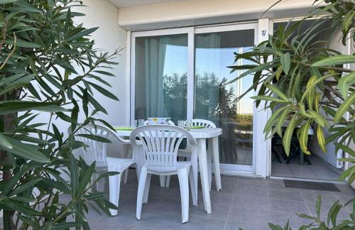 Port Camargue, T2 climatisé, terrasse, parking, animaux admis - FR-1-250-219 - Photo 2