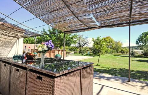 Gîte en Provence entre Pernes les fontaines et St Didier proche l'isle sur sorgues face Mont Ventoux Villa avec piscine - Photo 9