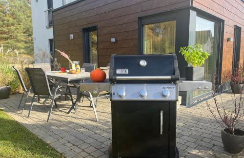 Exklusives Ferienhaus am See mit Hund, Sauna, Garten, 140qm - Foto 6