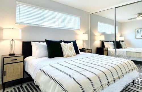 Downtown-Nomads-King Bed-Free Parking - Foto 8