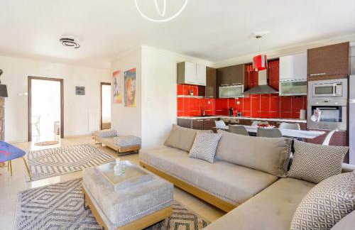 Double A Luxury Apartment - Photo 11