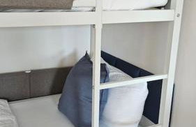 CASA8070 - Exklusive große Maisonette-Wohnung 91 qm für Familien, Gruppen, Geschäftsreisende, inklusive Parkplatz, WLAN, Kaffee und Tee, voll ausgestattet für 1 bis 9 Personen, zentrumsnah an der Autobahn A9 Ingolstadt-Süd - Photo 59