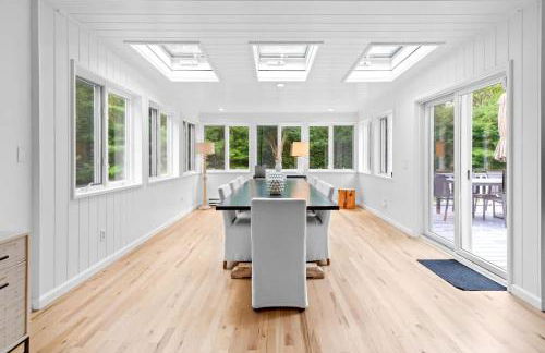 Amazing Southampton Home with Private Heated Pool - Foto 25