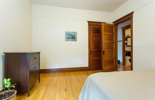 Wrigley Oasis! Steps from the Field! - 3BD 1BA - Foto 17