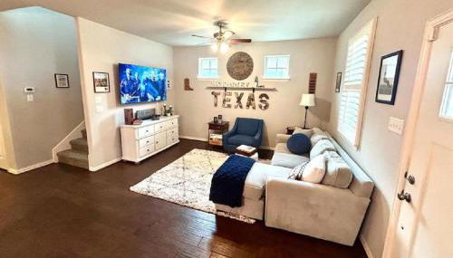 The Texas Bluebonnet Home in Historic McKinney - Photo 2