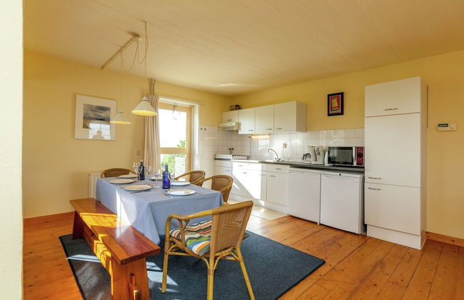 Peaceful Vacation Home With Wide View - Foto 14