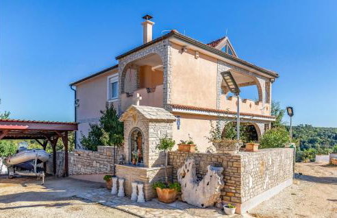 Awesome Apartment In Kavran With Wifi - Foto 1