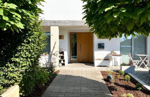 Ferienapartment Allgäuträumchen - modernes Apartment im Allgäu mit Außensitzplatz - Foto 14