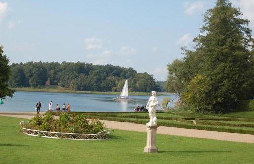 Schloss-und Seeblick Apartment - Foto 31