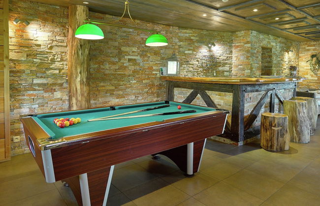 Luxurious Holiday Home in Stoumont With Pool & Bar - Foto 22