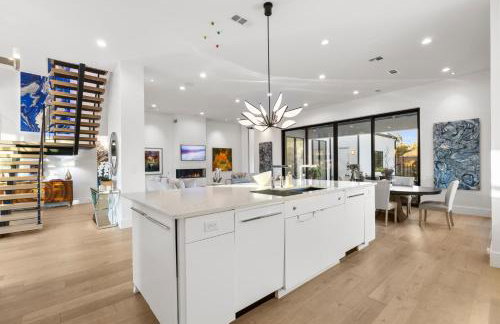 NEW! Luxury Pool Retreat & Casita in Midway Hollow - Foto 13