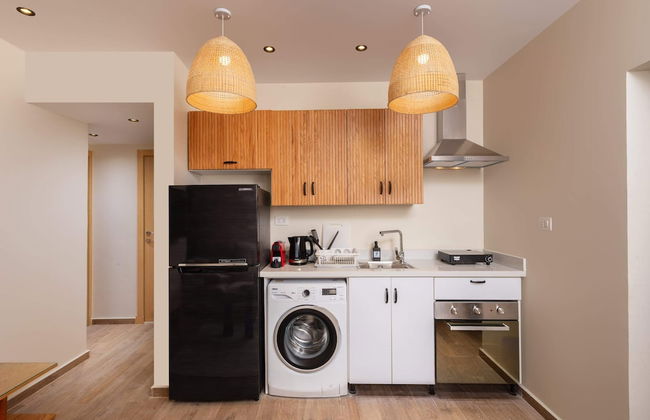 Xuru Stays I Jacuzzi Studios @ The Pyramids - Foto 73