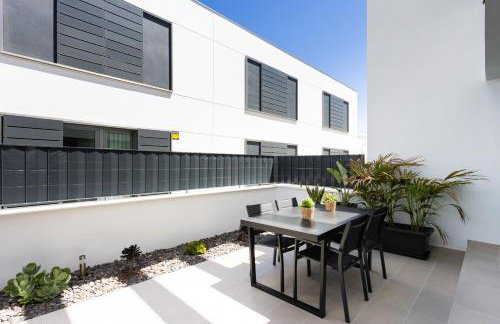 Home2Book Stylish Apartment Pool & Terrace Abades - Photo 35