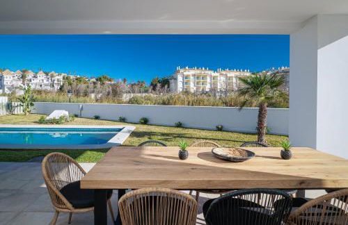 Villa moderne proche de la mer - Photo 3