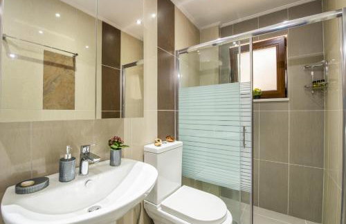 Villa Daratso with private heated pool view to the sea - Foto 56