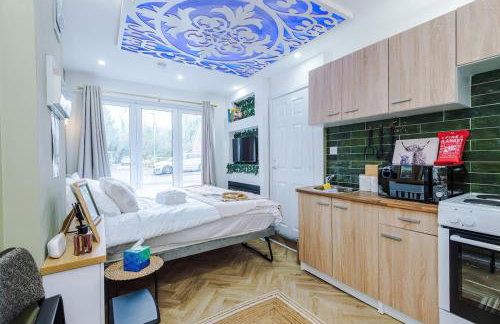 St Davids Lodge - Cosy Stay in Preston for 2 with FREE Parking - Ideal For Business or Work Stays - Presented by Parydise Properties - Photo 13