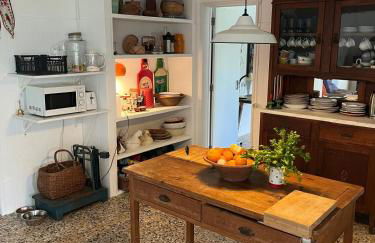 Rural old house with Vintage Furniture - Foto 20